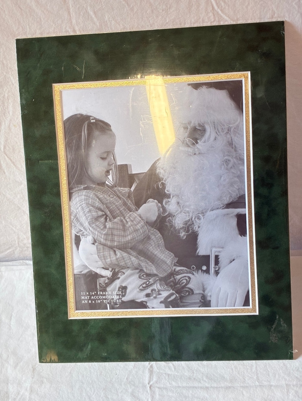 11 x 14" Green Velvet Picture Frame Mat for 8 x 10" Photo